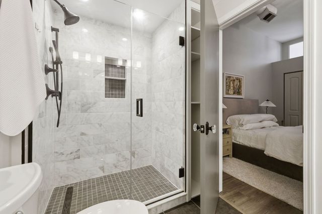 2101 W Rice Street 407, Chicago, IL 60622