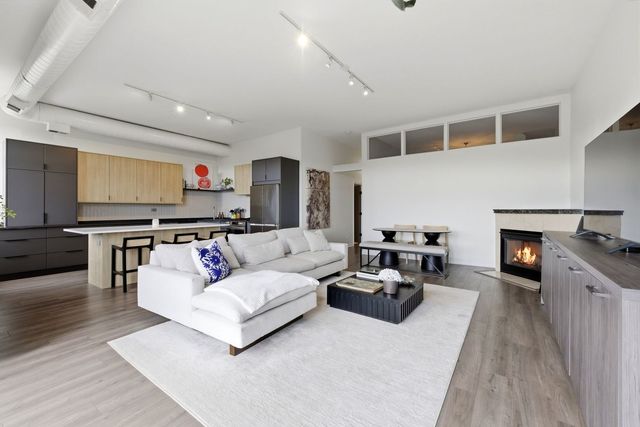 2101 W Rice Street 407, Chicago, IL 60622