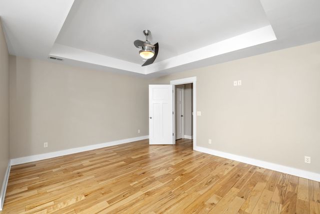 5725 Morrow Rd, Nashville, TN 37209