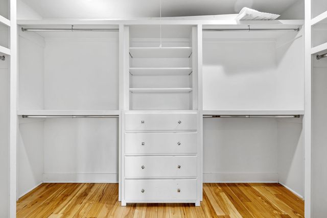 5725 Morrow Rd, Nashville, TN 37209