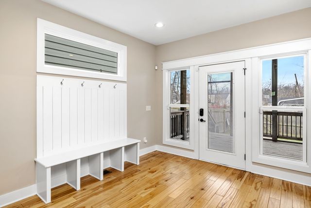 5725 Morrow Rd, Nashville, TN 37209