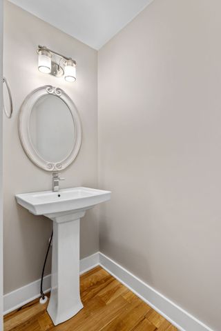 5725 Morrow Rd, Nashville, TN 37209