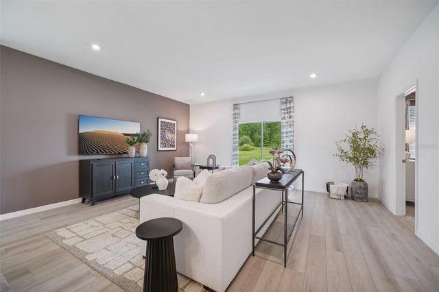 1717 FLAG STREET, Haines City, FL 33844