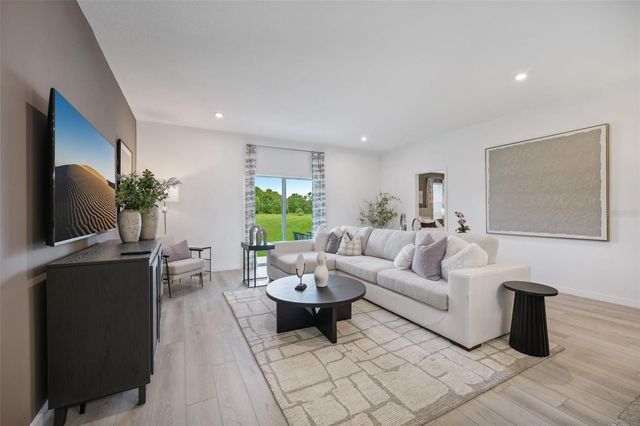 1717 FLAG STREET, Haines City, FL 33844