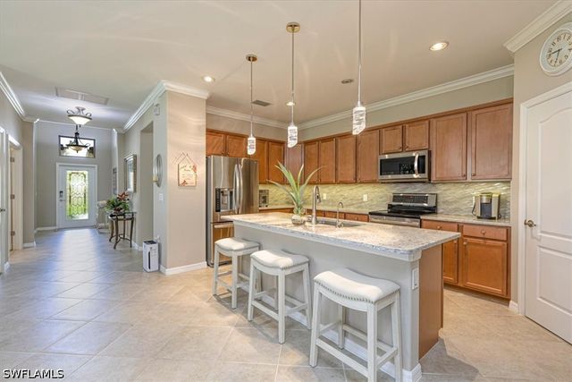 14510 Lanier CT, Naples, FL 34114