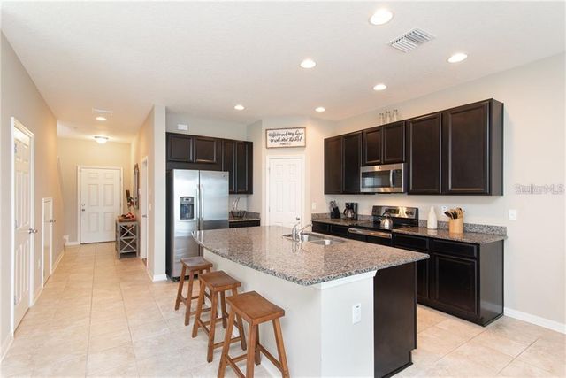 7083 WOODCHASE GLEN DRIVE, Riverview, FL 33578