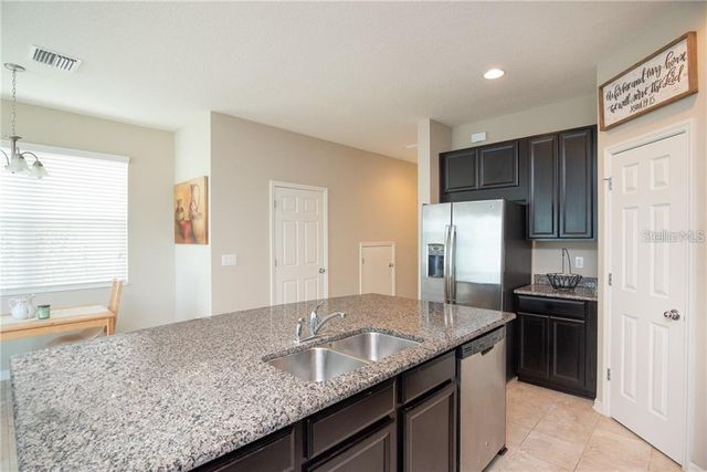 7083 WOODCHASE GLEN DRIVE, Riverview, FL 33578