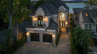 2390 Walnut Lake Road, West Bloomfield Charter Township, MI 48323