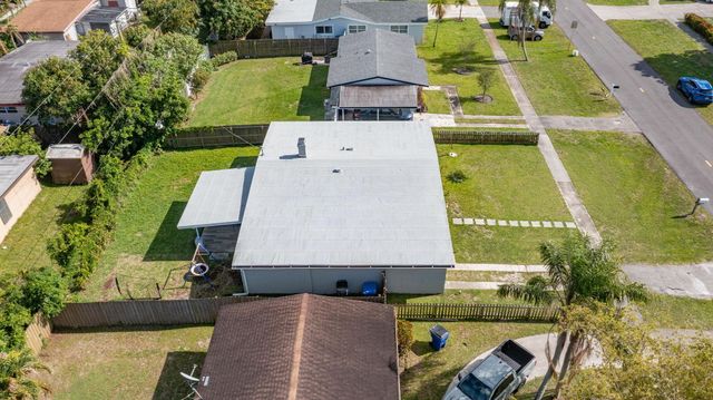 762 Gardenia Drive, Royal Palm Beach, FL 33411