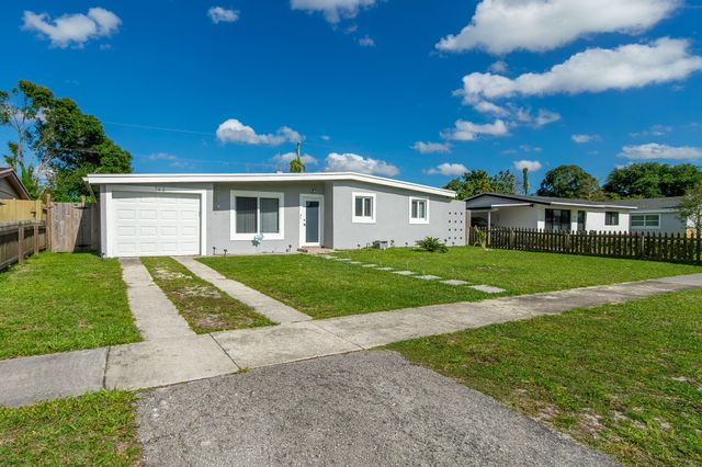 762 Gardenia Drive, Royal Palm Beach, FL 33411