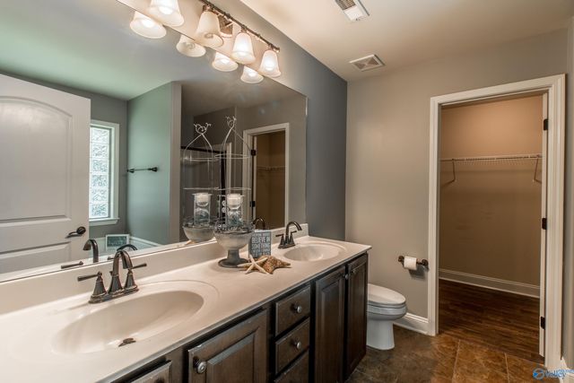 5021 Montauk Trail, Owens Cross Roads, AL 35763