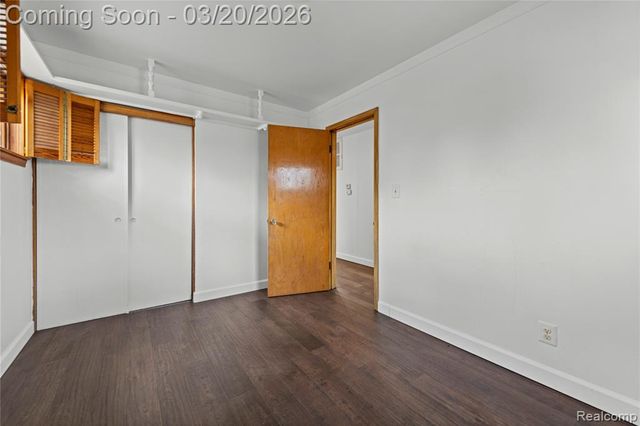 11033 Continental Avenue, Warren, MI 48089