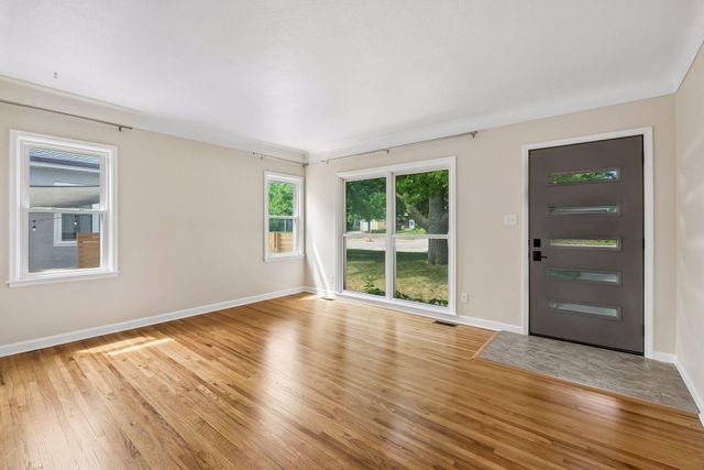 6825 Nicollet Avenue, Richfield, MN 55423