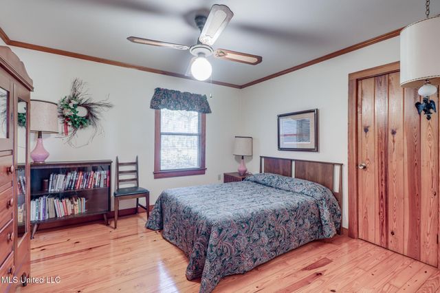 16000 Moragas Lane, Kiln, MS 39556