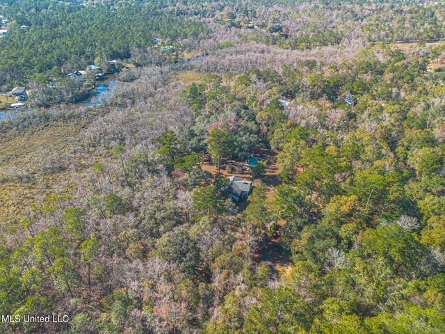 16000 Moragas Lane, Kiln, MS 39556