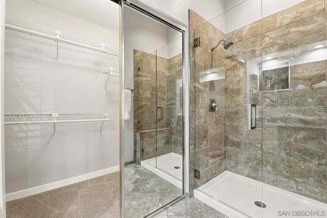 11908 Tivoli Park Row 7, San Diego, CA 92128