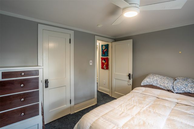 1135 46th Street, Des Moines, IA 50311