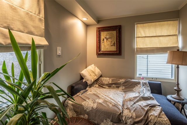 1135 46th Street, Des Moines, IA 50311