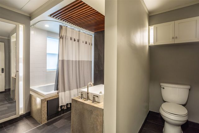 1135 46th Street, Des Moines, IA 50311