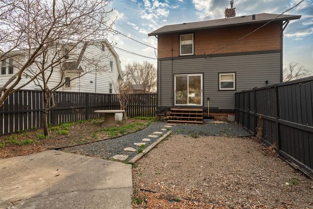 1135 46th Street, Des Moines, IA 50311