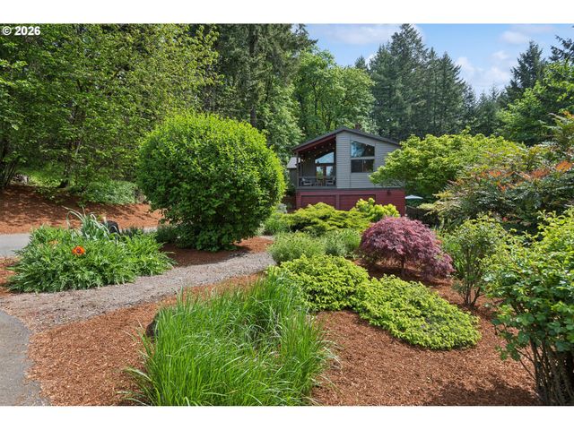 21180 S SWEETBRIAR Rd, West Linn, OR 97068