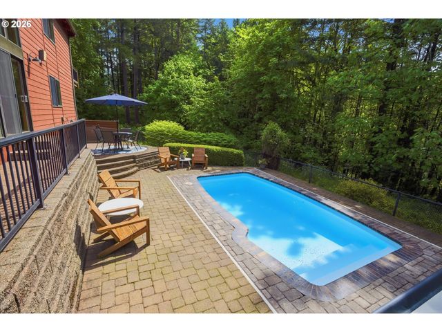 21180 S SWEETBRIAR Rd, West Linn, OR 97068