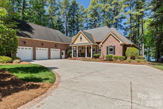 17821 Carlow Road, Cornelius, NC 28031