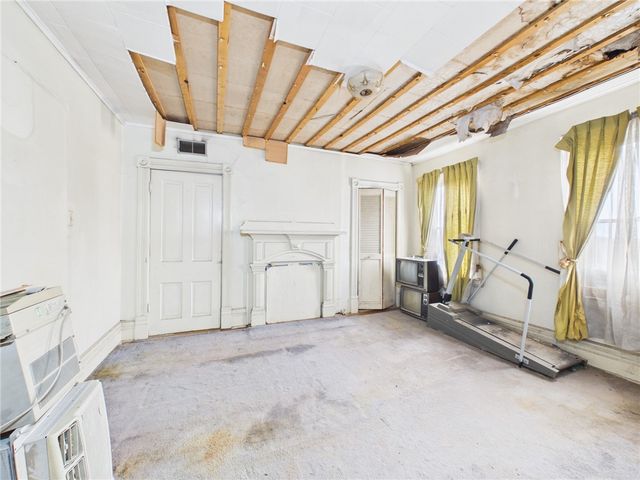 21 Ruth St, Mt Washington, PA 15211