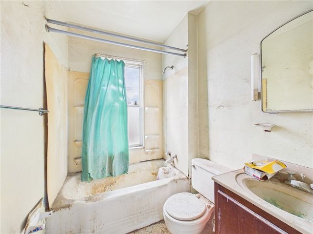 21 Ruth St, Mt Washington, PA 15211