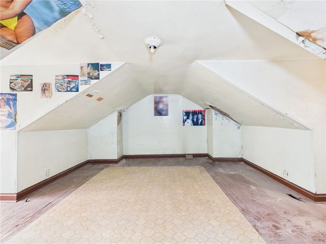 21 Ruth St, Mt Washington, PA 15211