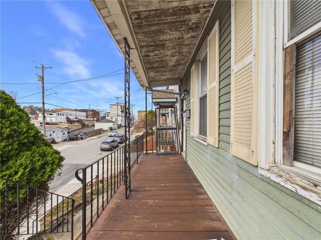 21 Ruth St, Mt Washington, PA 15211