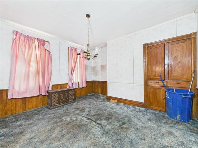 21 Ruth St, Mt Washington, PA 15211
