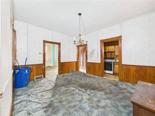 21 Ruth St, Mt Washington, PA 15211