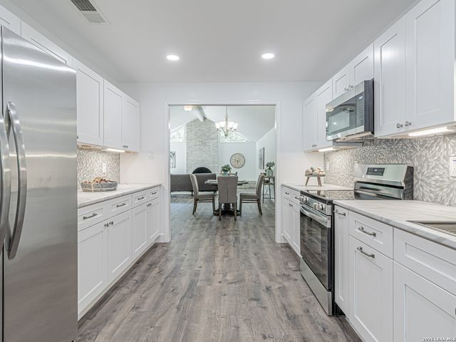 11610 WHISPER TRAIL ST, San Antonio, TX 78230