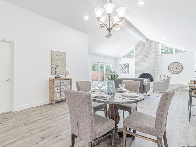 11610 WHISPER TRAIL ST, San Antonio, TX 78230