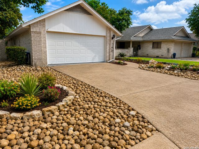 11610 WHISPER TRAIL ST, San Antonio, TX 78230