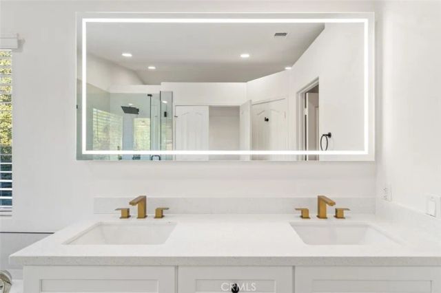 14439 Grandiflors, Canyon Country, CA 91387