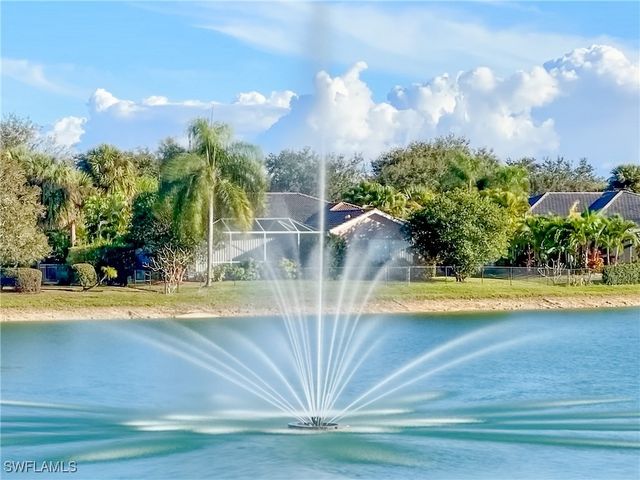 948 Chesapeake Bay CT, Naples, FL 34120