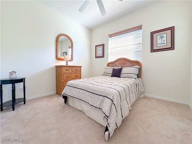 948 Chesapeake Bay CT, Naples, FL 34120