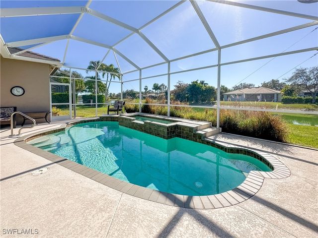 948 Chesapeake Bay CT, Naples, FL 34120