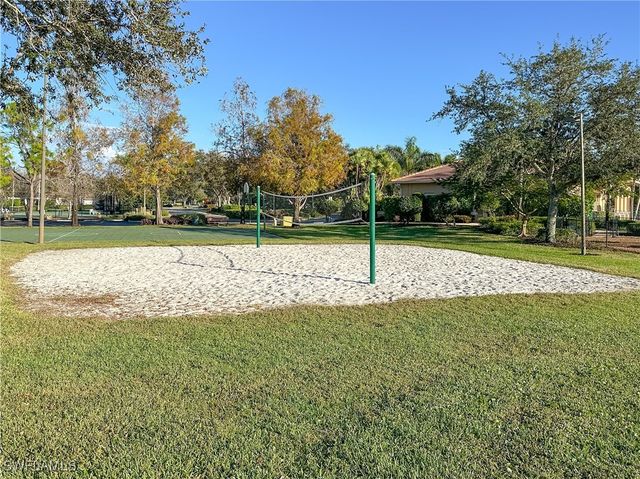 948 Chesapeake Bay CT, Naples, FL 34120