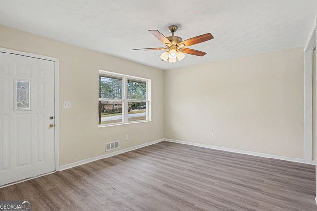 8355 Dunellen Lane, Jonesboro, GA 30238