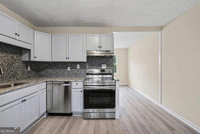 8355 Dunellen Lane, Jonesboro, GA 30238