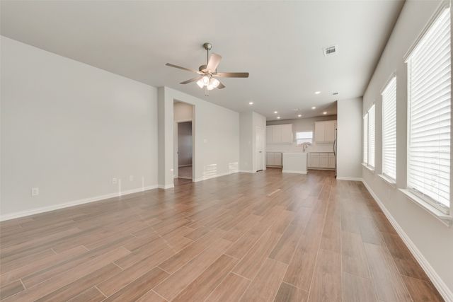 1516 Twin Forks Drive, Saginaw, TX 76179