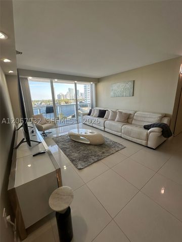 20515 E Country Club Dr 747, Aventura, FL 33180