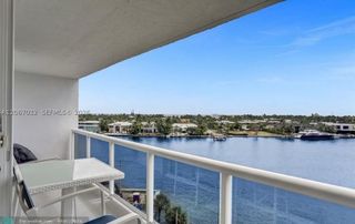 20515 E Country Club Dr 747, Aventura, FL 33180