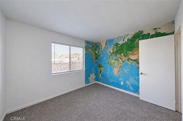 1097 Santo Antonio 27, Colton, CA 92324