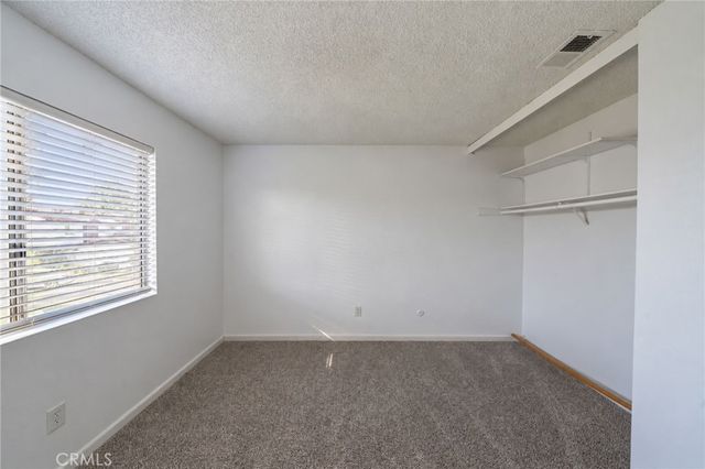 1097 Santo Antonio 27, Colton, CA 92324