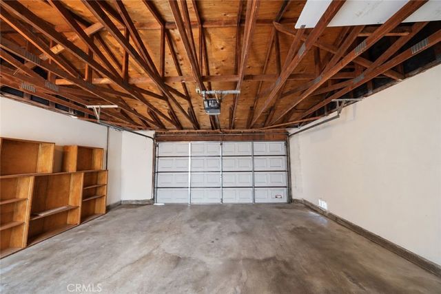 1097 Santo Antonio 27, Colton, CA 92324