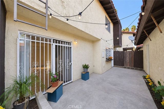 1097 Santo Antonio 27, Colton, CA 92324